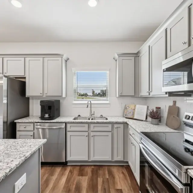 69 web or mls Stately Oaks Ct S1309 19 012